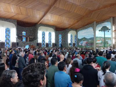 Missa dos Romeiros em Laranjeiras do Sul levou centenas de devotos ao SantuÃ¡rio